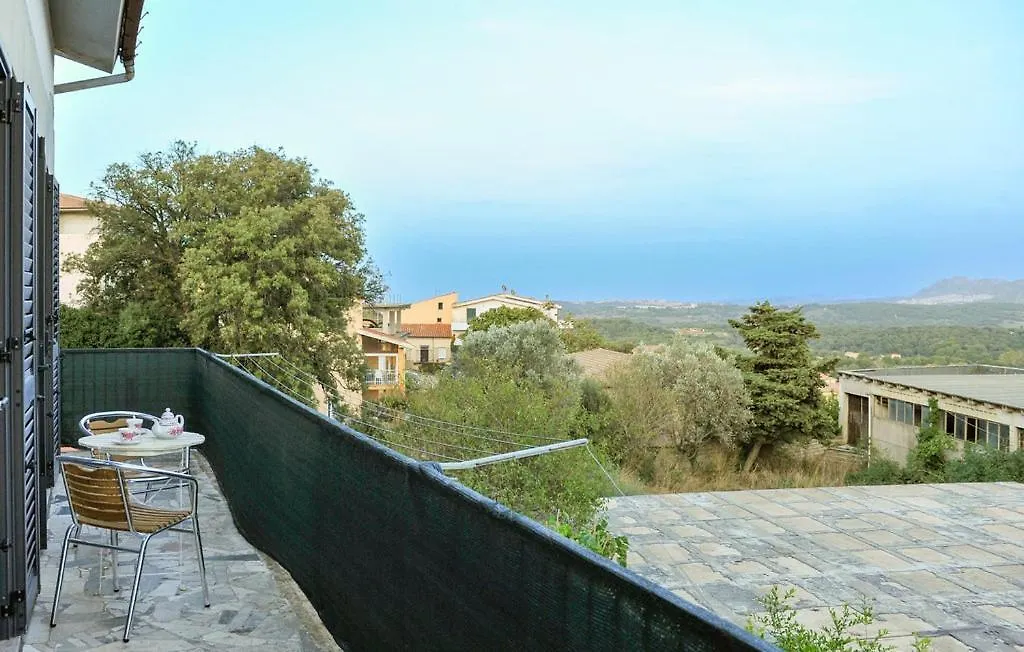Tempio Pausania Solar Apartment: Seaside Proximity Italy